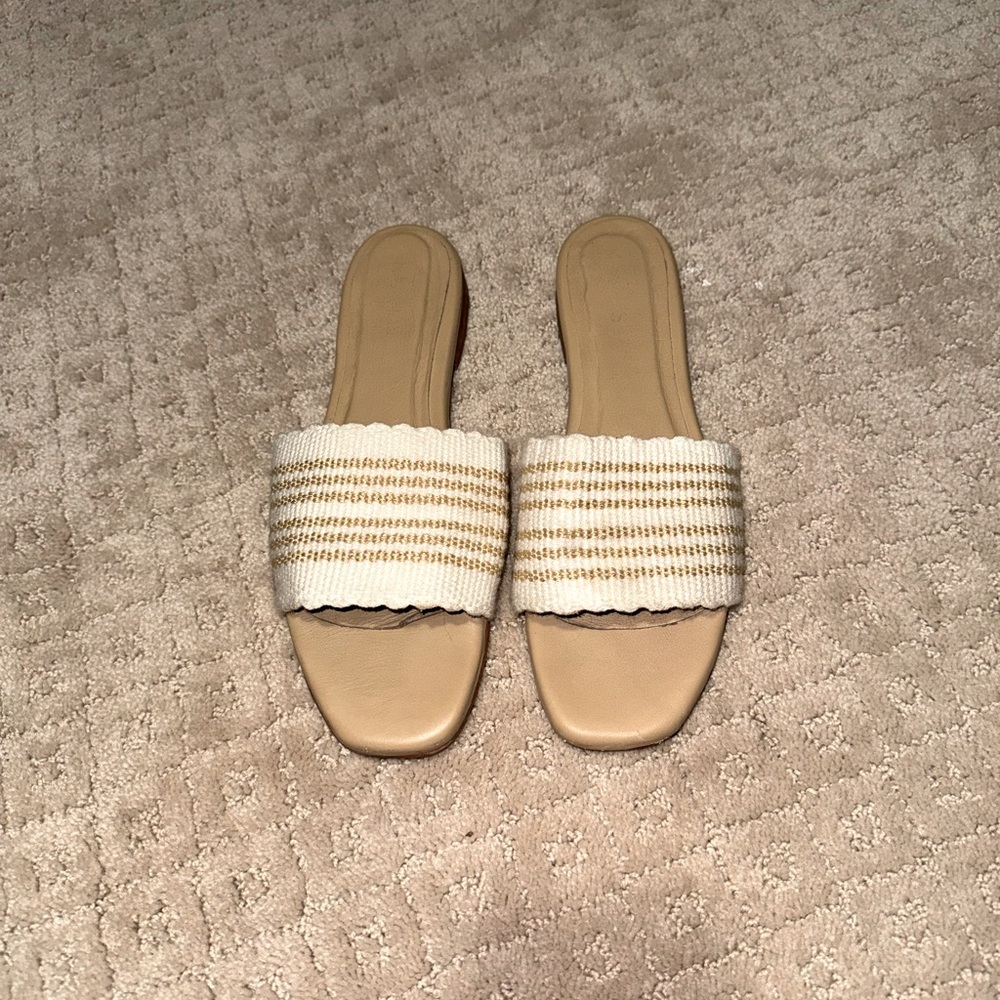 Kansas W sandals size 9